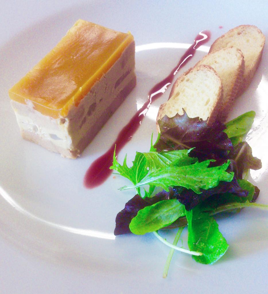 pavé noix de saint jacques et fois gras, gelée de mangue
